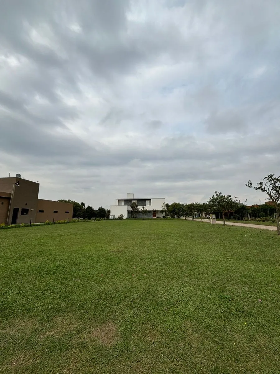 Lote en Camino Viejo 0