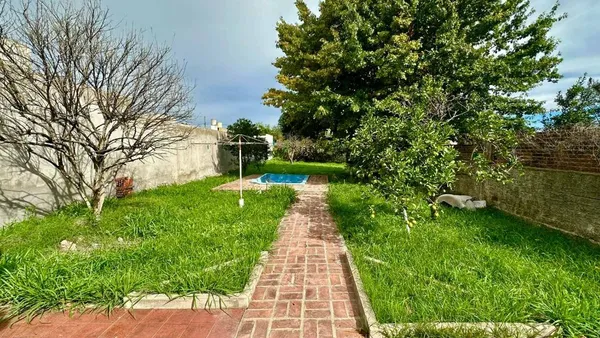 Casa en Saavedra 800