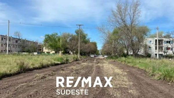 Lote en Chubut Entre Avenida Arias, Saez Peña y Juan Manuel de Rosas S/N