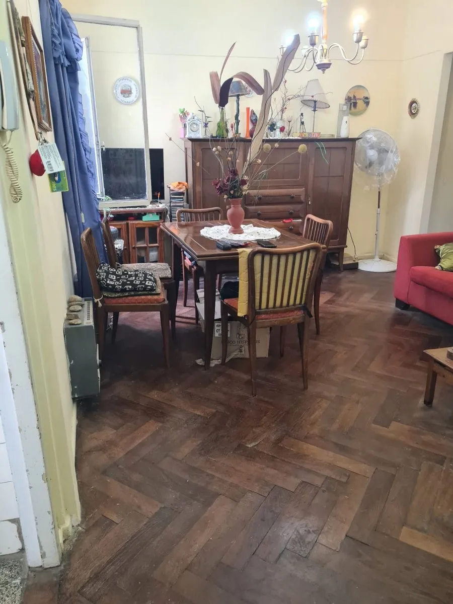 Departamento en Sarandí 1100