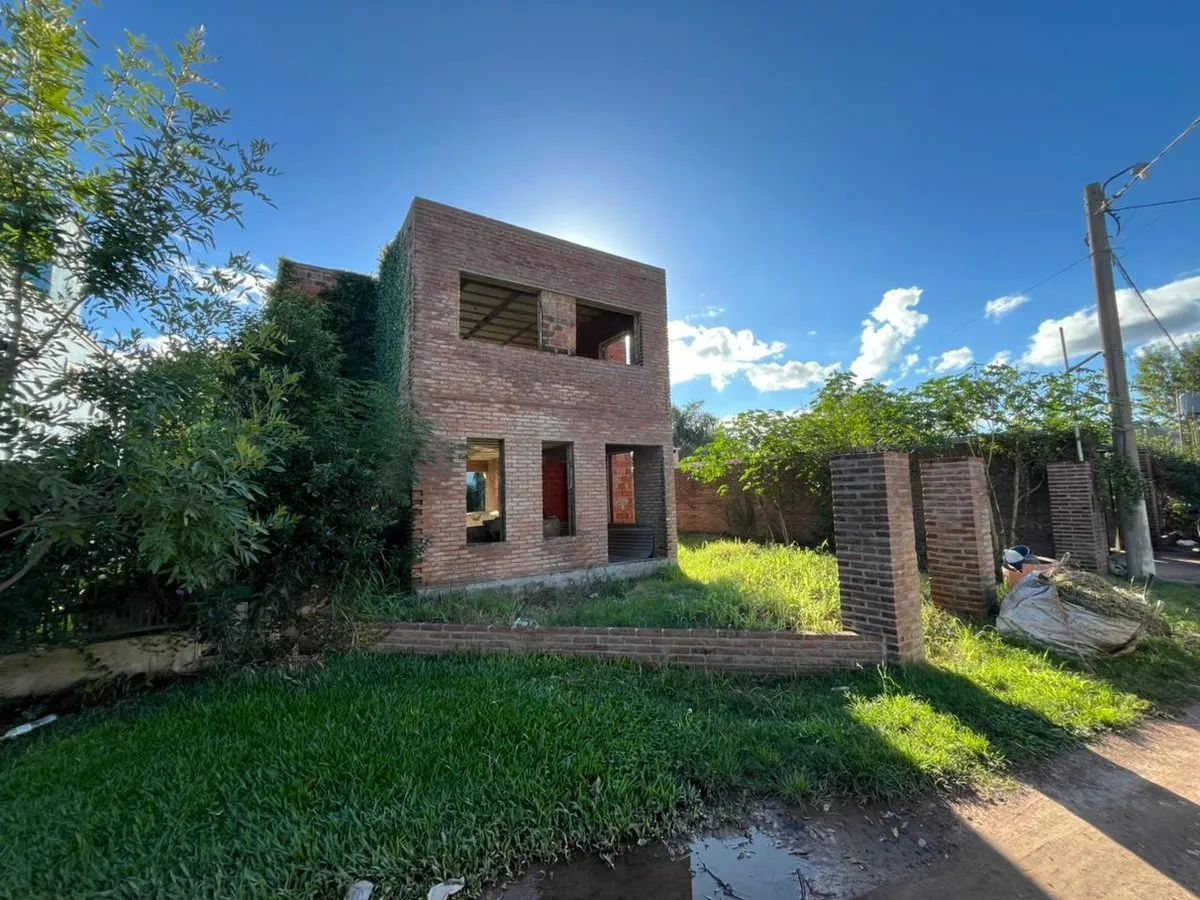 Casa en 25 de Mayo 700