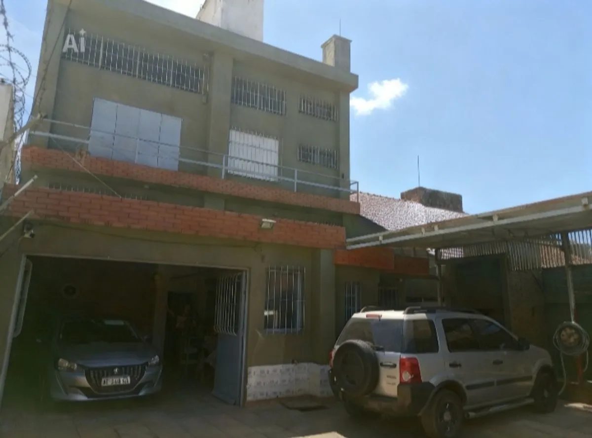 Galpon en Monseñor Tomás Solari 3800