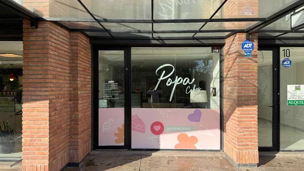 Local Comercial en Federico Rossi 600