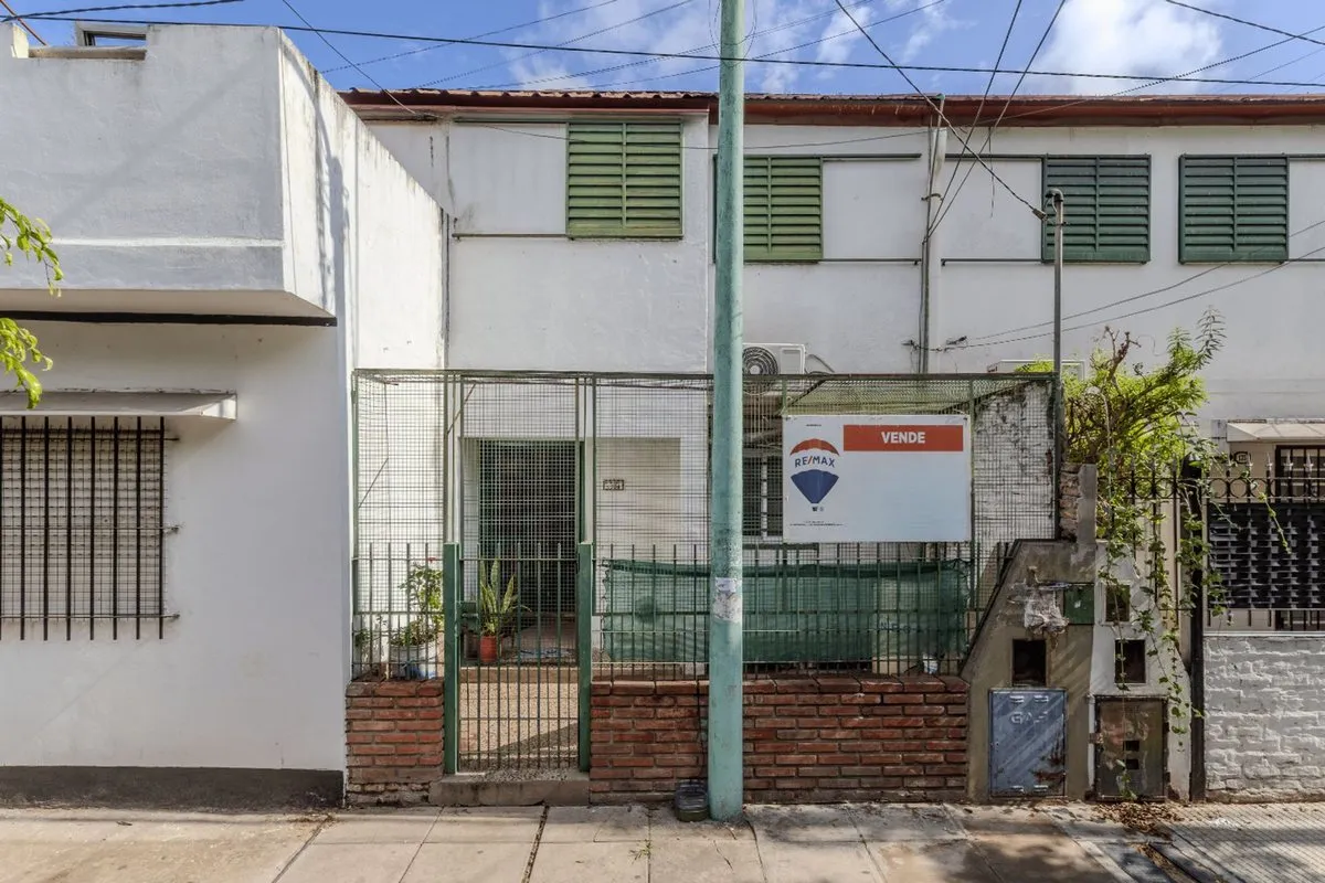 Casa en Agustín de Vedia 2300