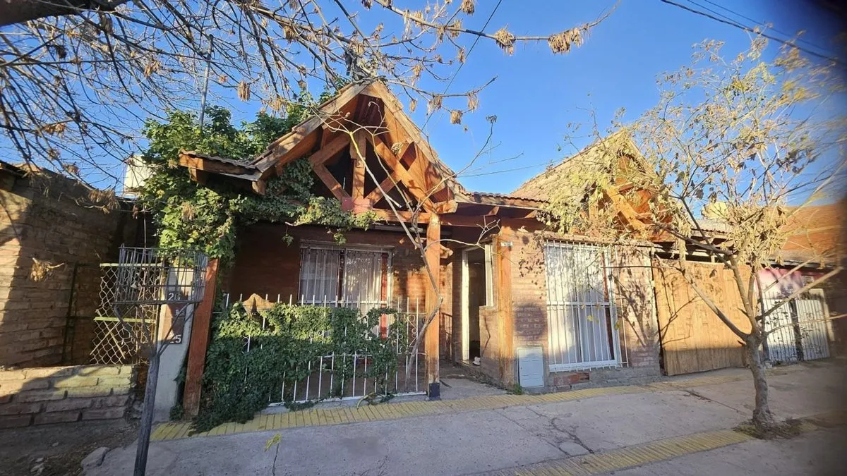 Casa en José Ingenieros 1800