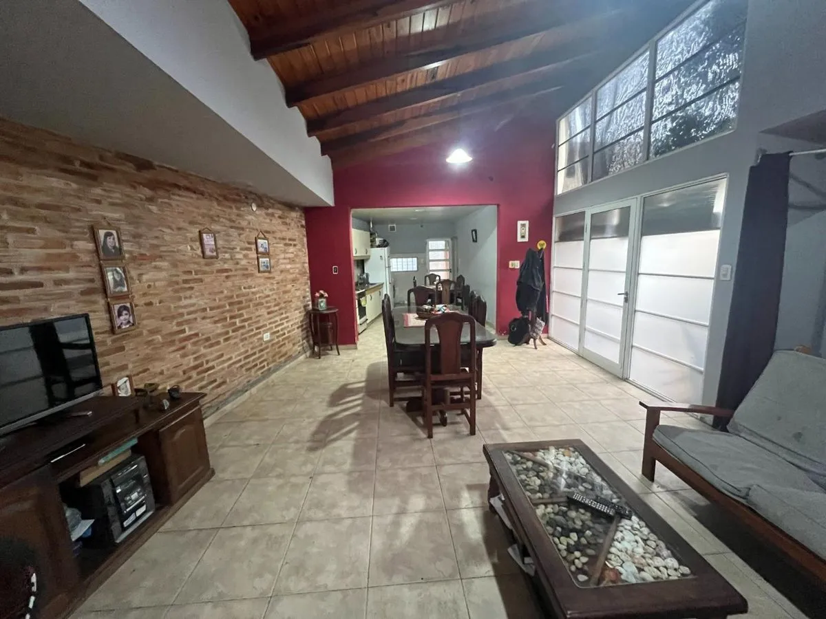 Casa en J. Dopazo 600