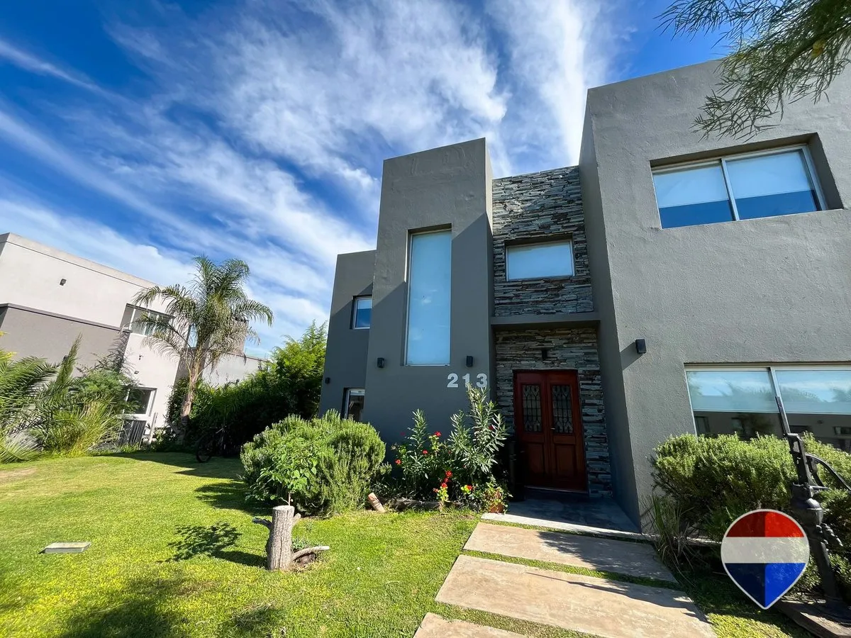 Casa en Calle el Deslinde 1600