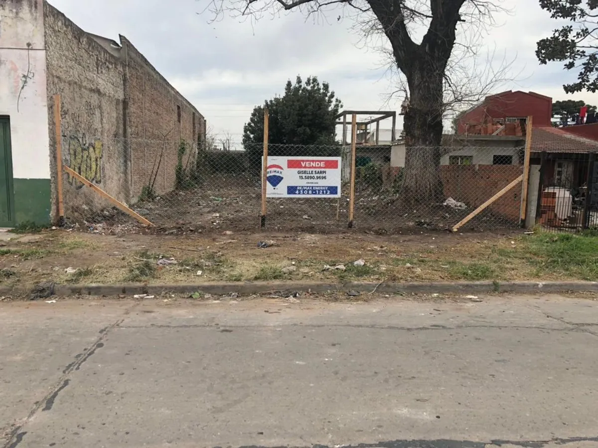 Lote en Pitágoras 900