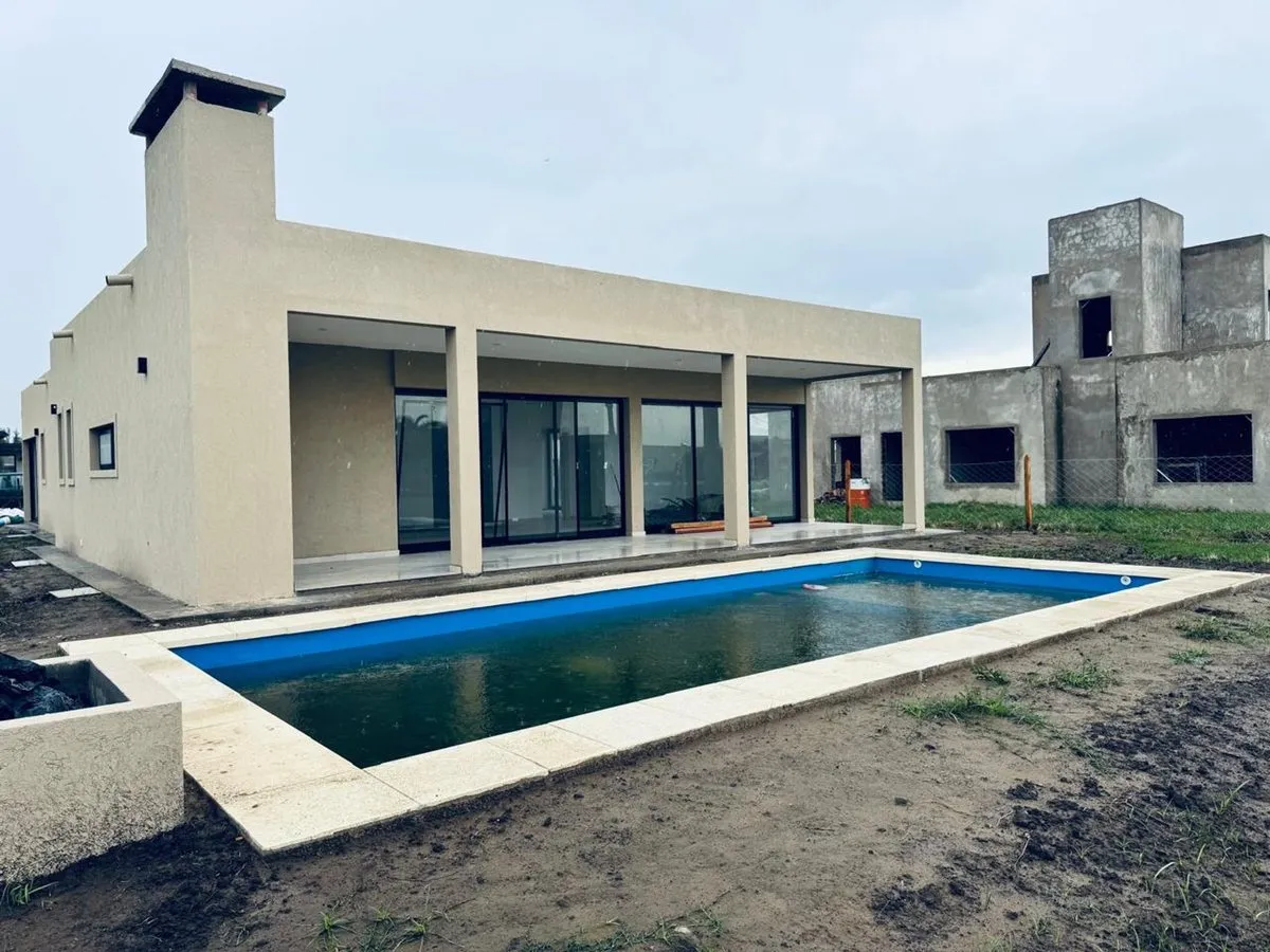 Casa en La Pista 300
