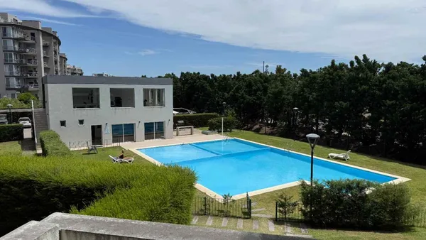 Departamento en Av. de los Lagos 3100