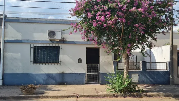 Casa en Aguado 900