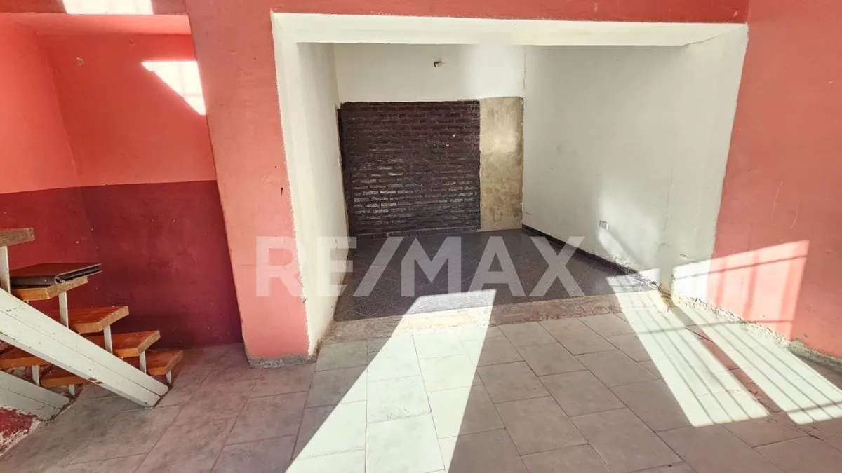 Casa en Lago Queni 2700