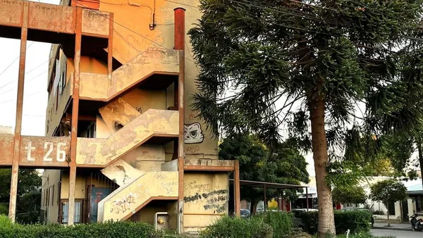 Departamento en Allan Kardec y Corona Martinez Torre 26 Piso 2 0