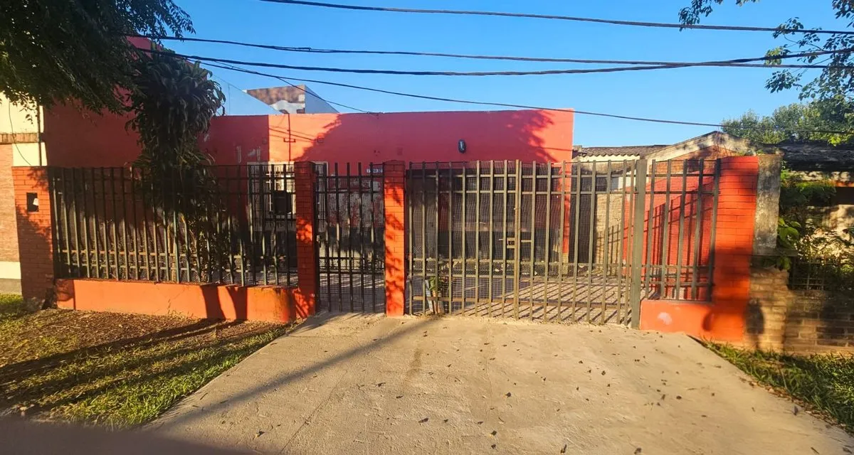 Casa en Juan Ramón Lestani 5000