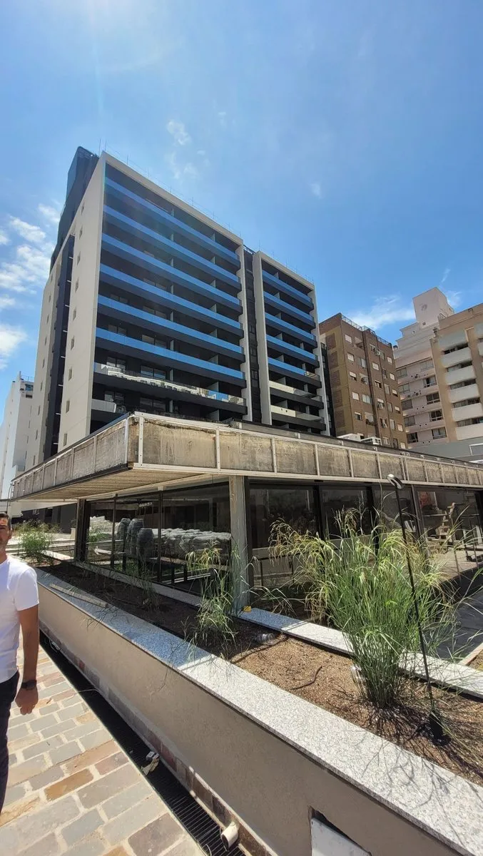 Departamento en Avenida Vélez Sarsfield - Torre Velez 1300