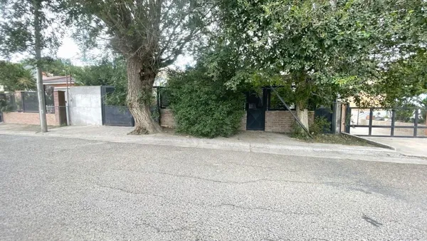 Casa en Los Alerces 100