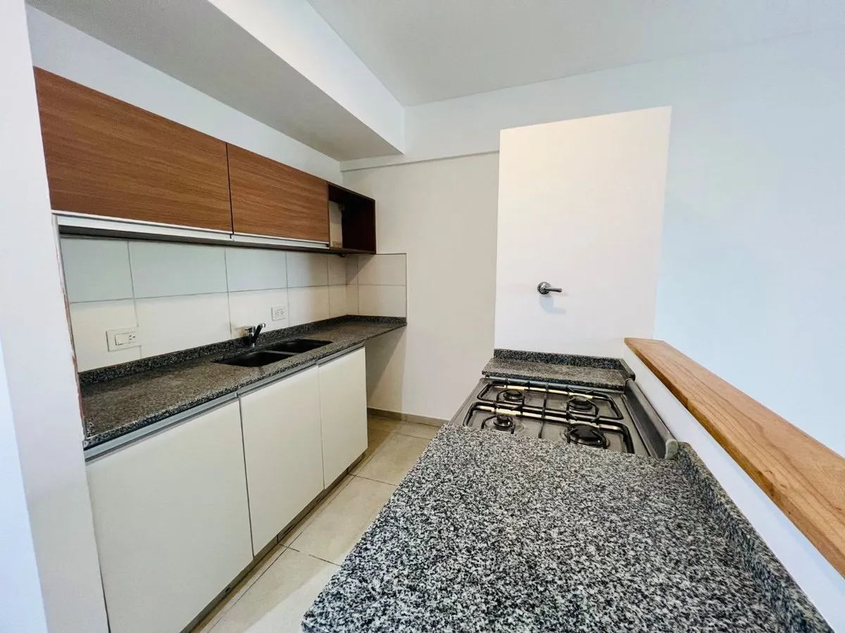 Departamento en Salas 300