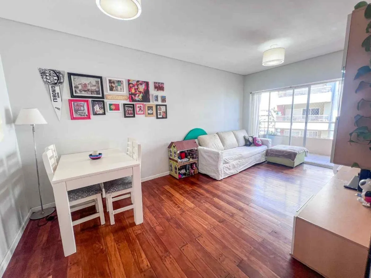 Departamento en Ruiz Huidobro 2400