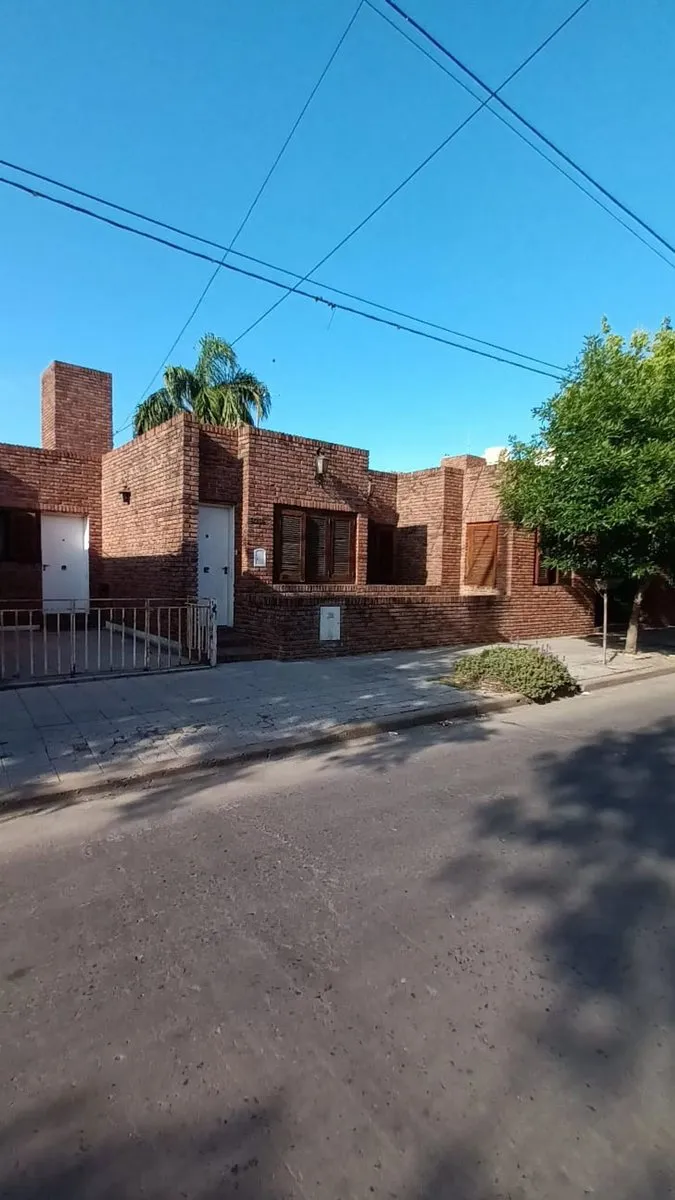 Casa en Castelli 800