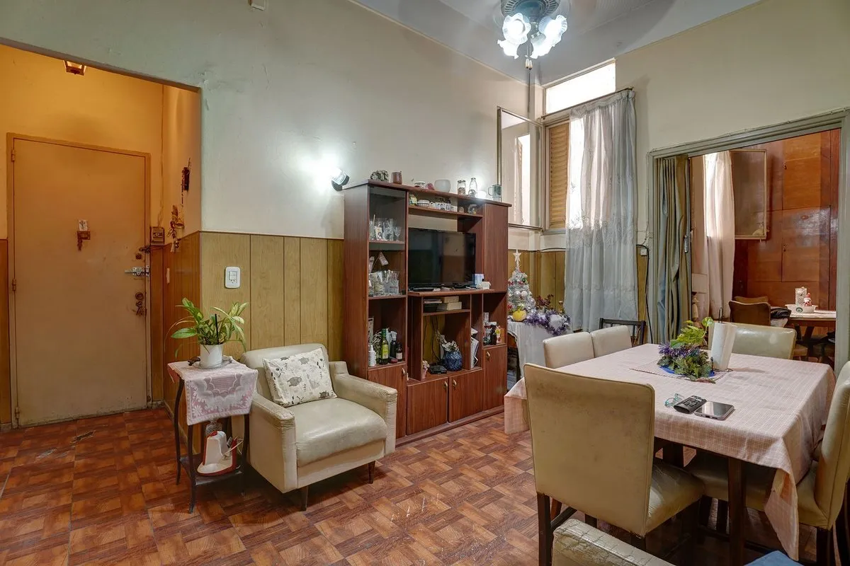 Departamento en Avenida Caseros 4000