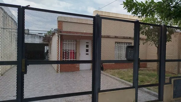 Casa en General Alvear 1900