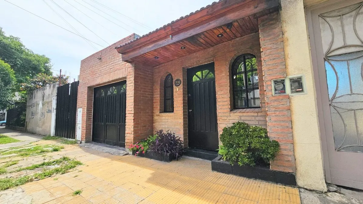 Casa en Manuel Artigas 700