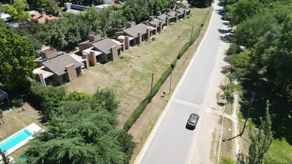Casa en Avenida Héroes de Malvinas 400