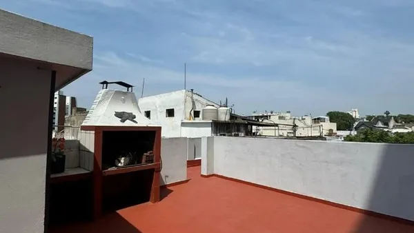 P H en Avenida San Pedrito 600