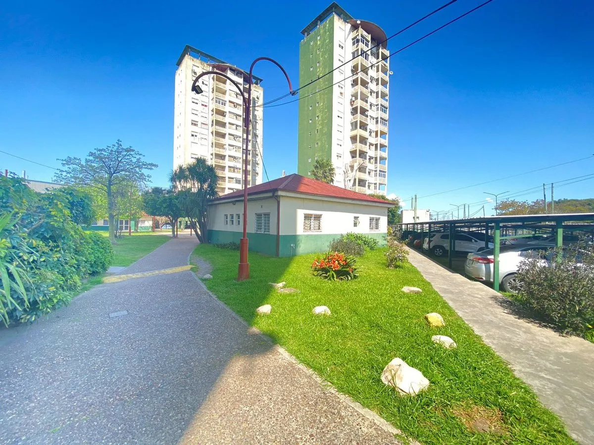 Departamento en Avenida Vicente López 3400