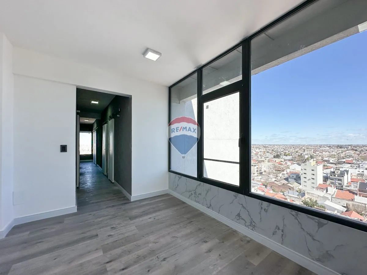 Departamento en Juan Farrell 700