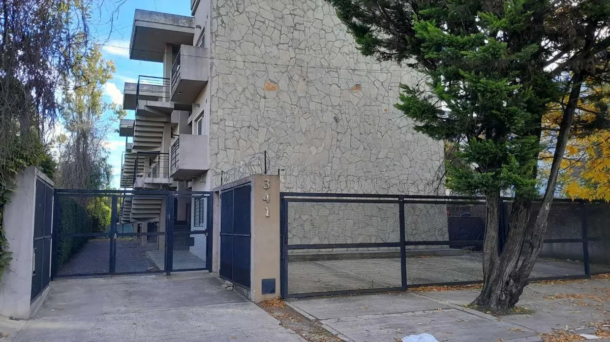 Departamento en 3 de Febrero 300