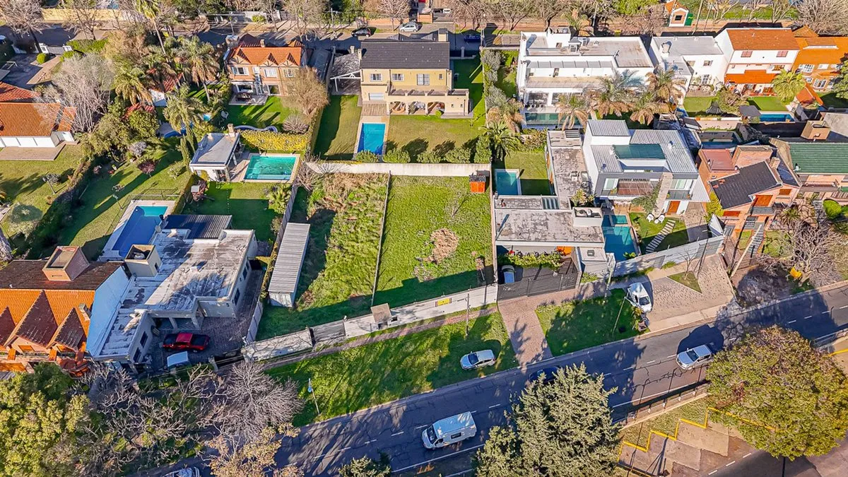 Lote en Colectora Oeste Acceso Norte 3900