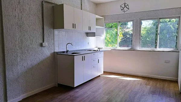 Departamento en Senillosa 1500