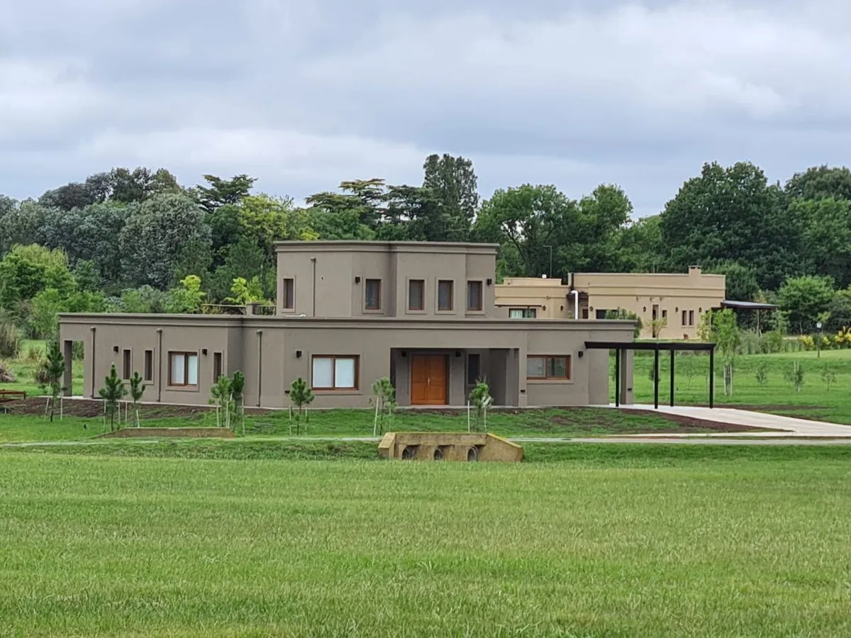 Casa en Chacras de la Cruz 200