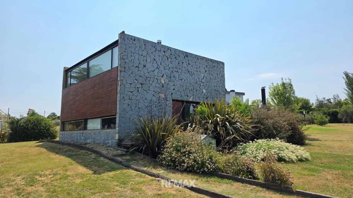 Casa en Los Chingolos 0