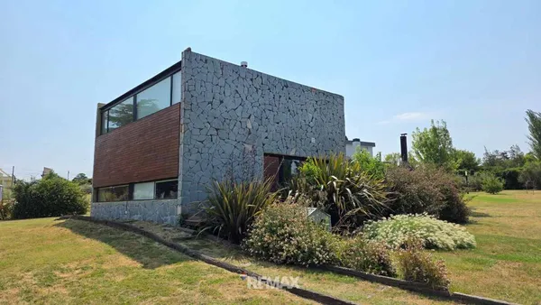Casa en Los Chingolos 0