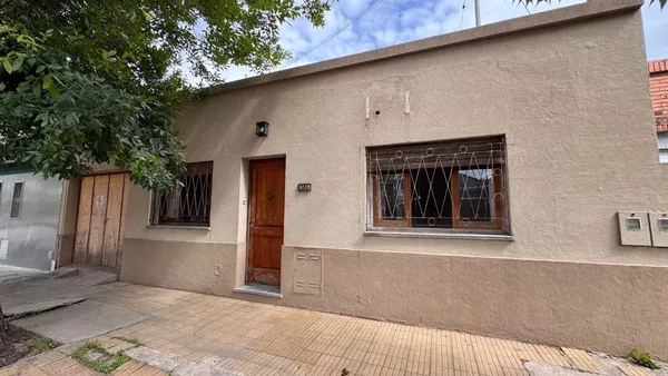Casa en Roca 1000