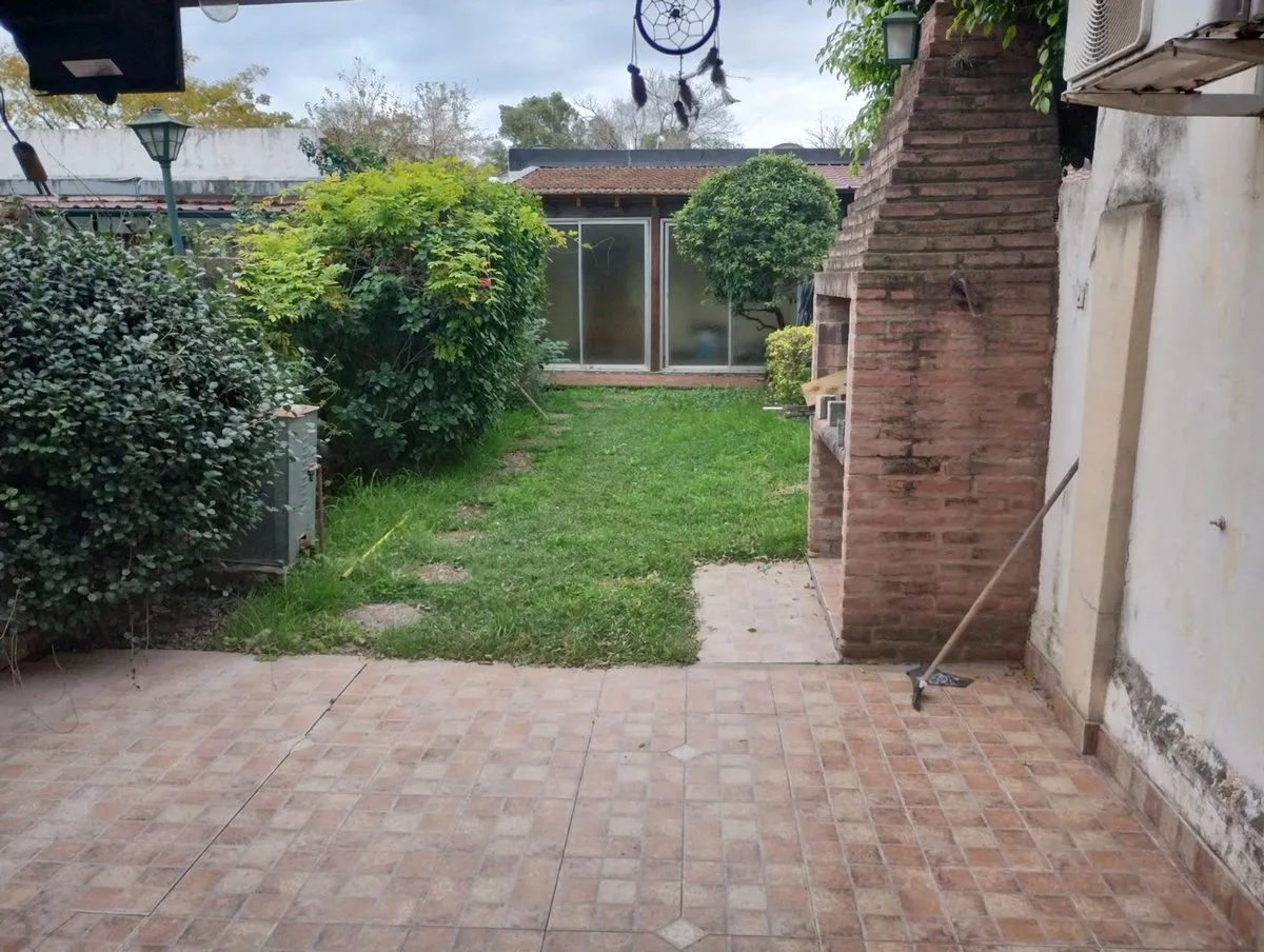 Casa en Luis María Drago 3200