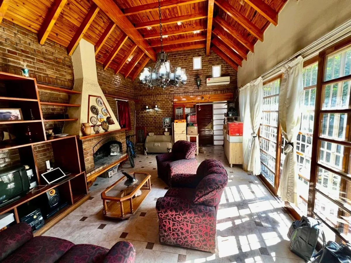 Casa en Alvear 200