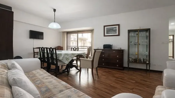 Departamento en Carlos Alvear 2000