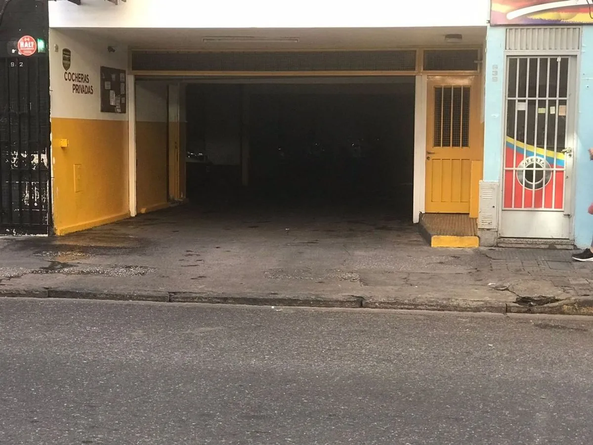 Cochera en 3 de Febrero 900