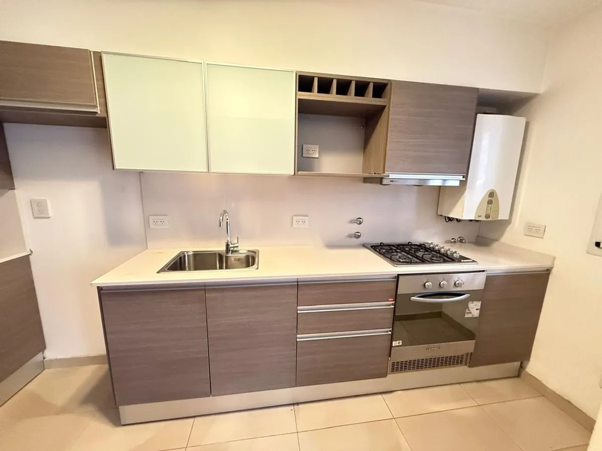 Departamento en Brown 1700