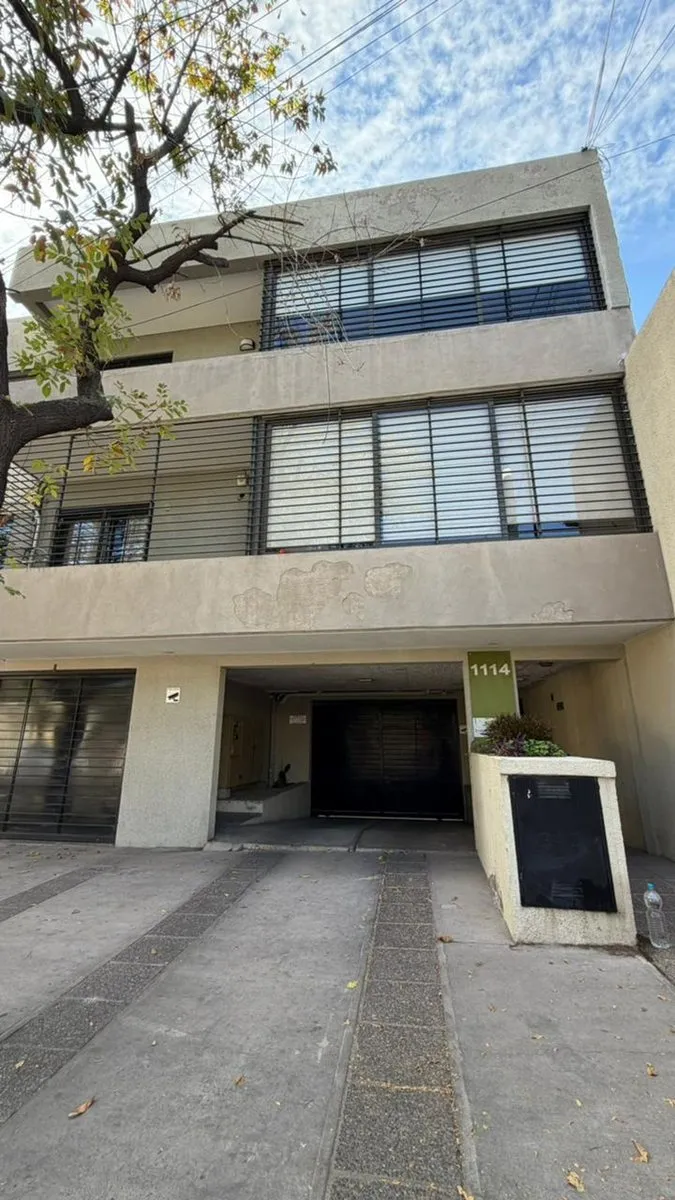 Departamento en Colón 1100