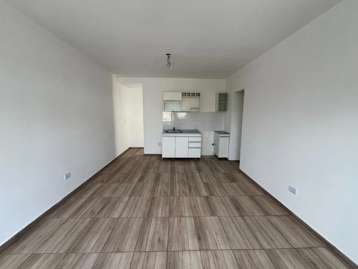 Departamento en Manuel Láinez 2100