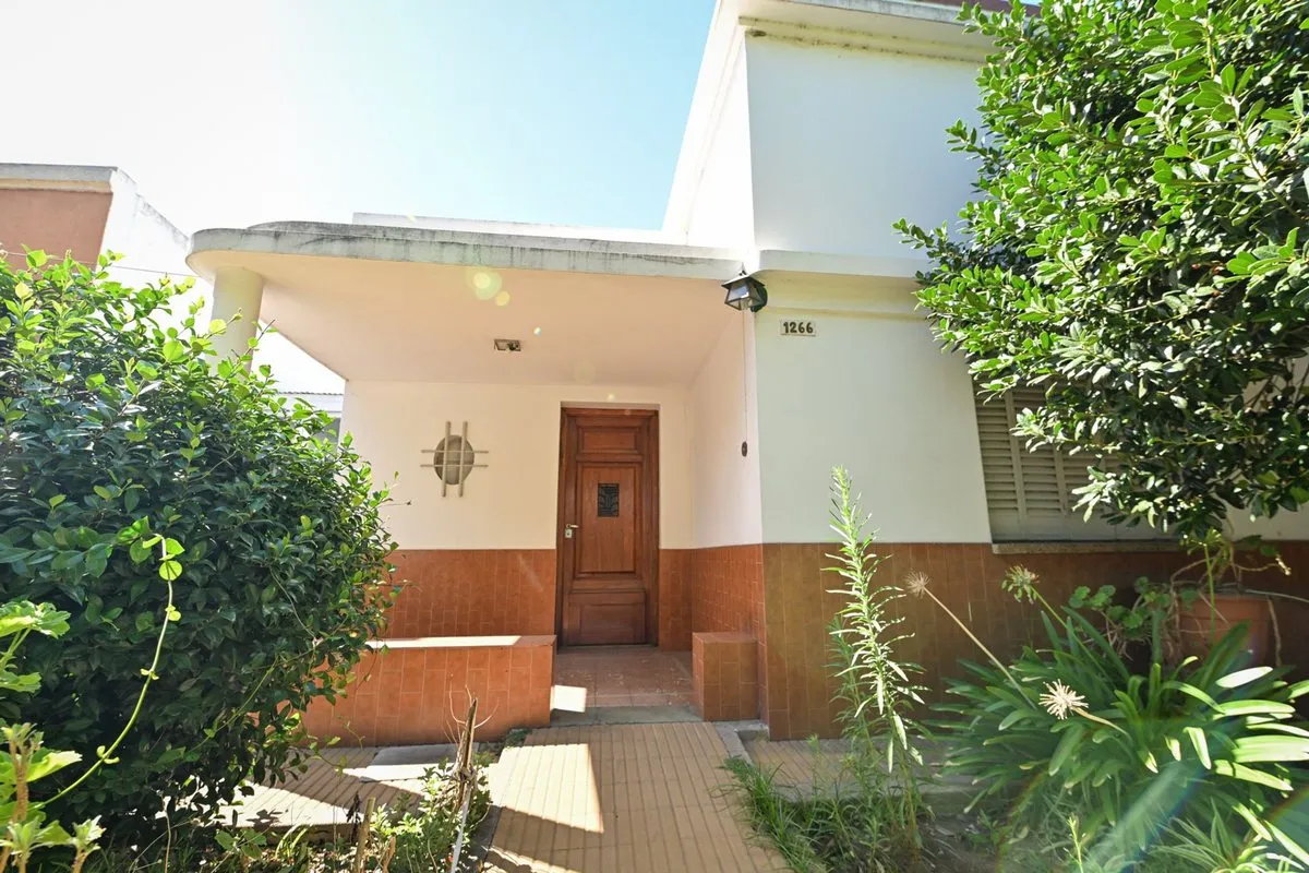 Casa en Maipú 1200