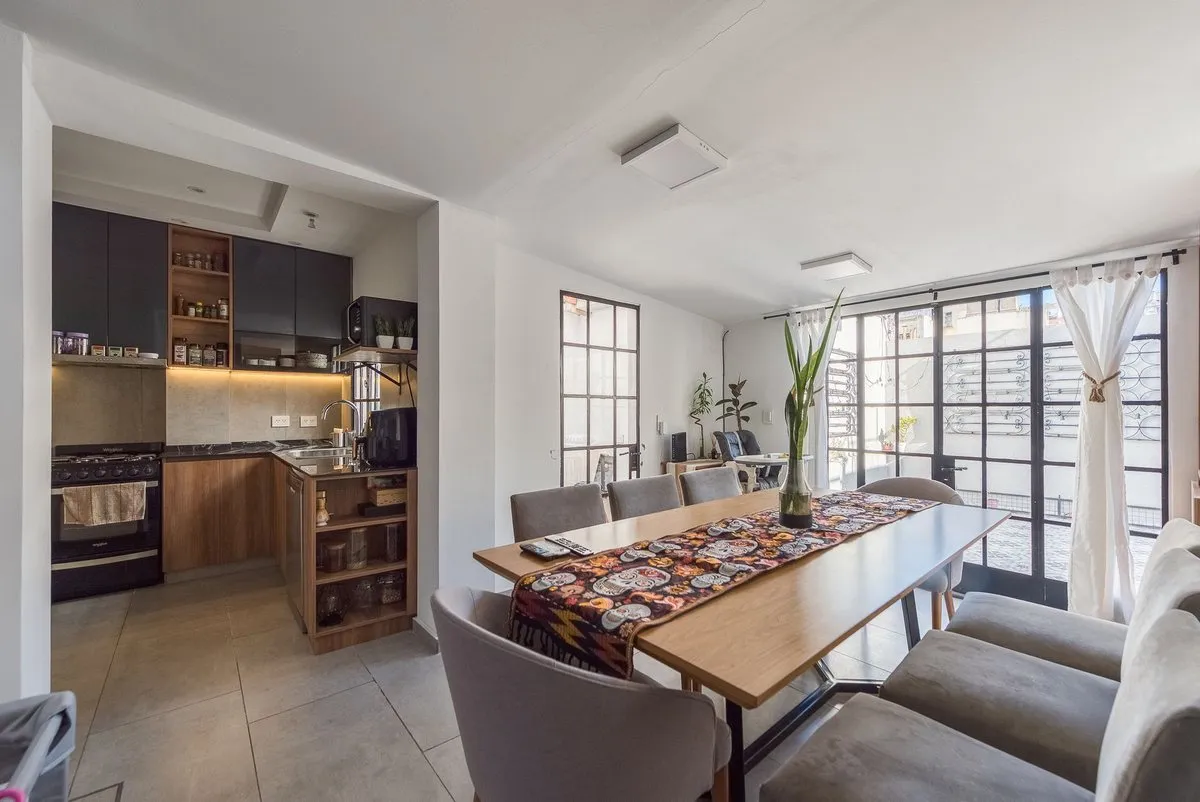 Departamento en Viamonte 1700