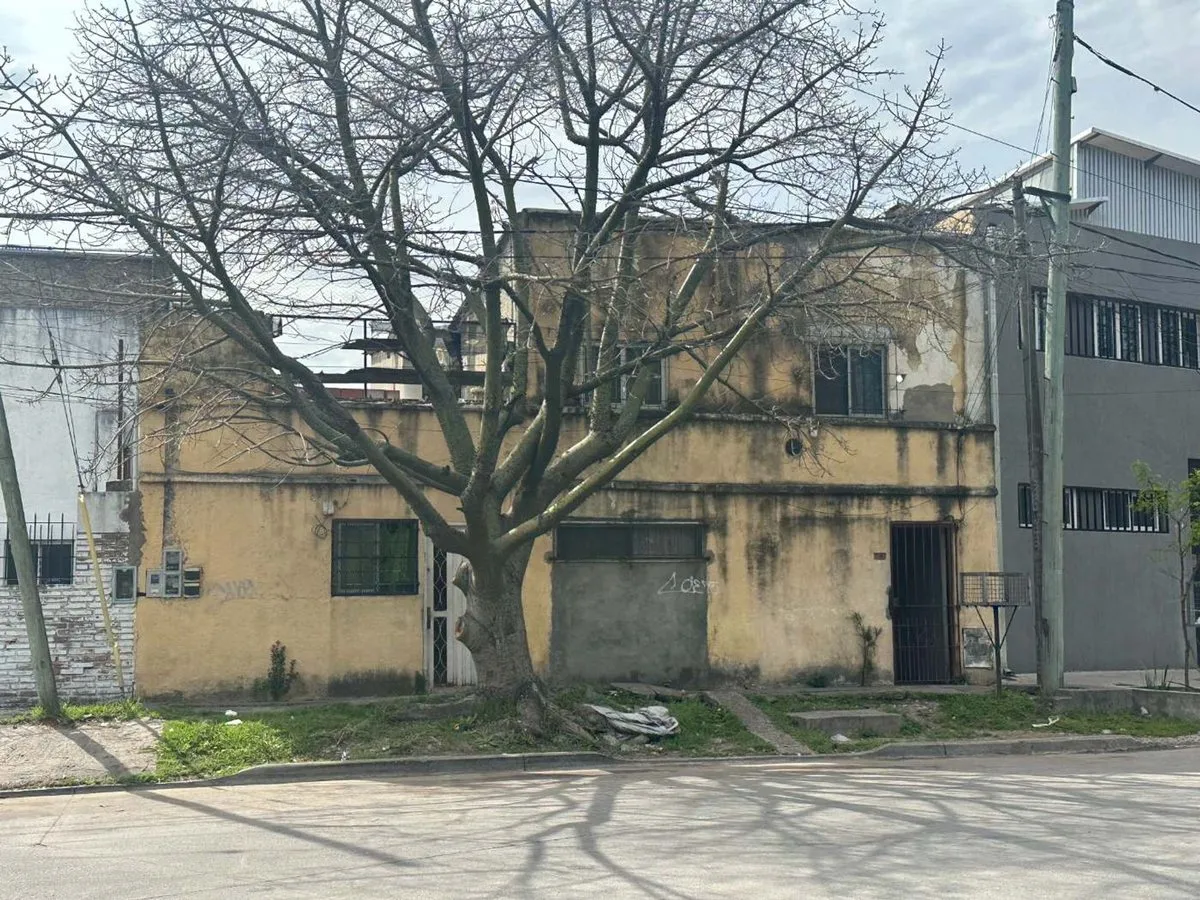 Lote en Saavedra 2200