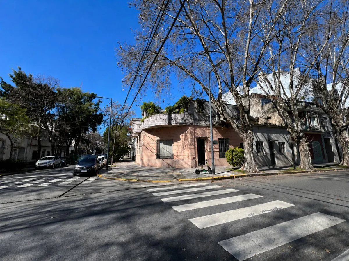 Casa en Zabala 3600