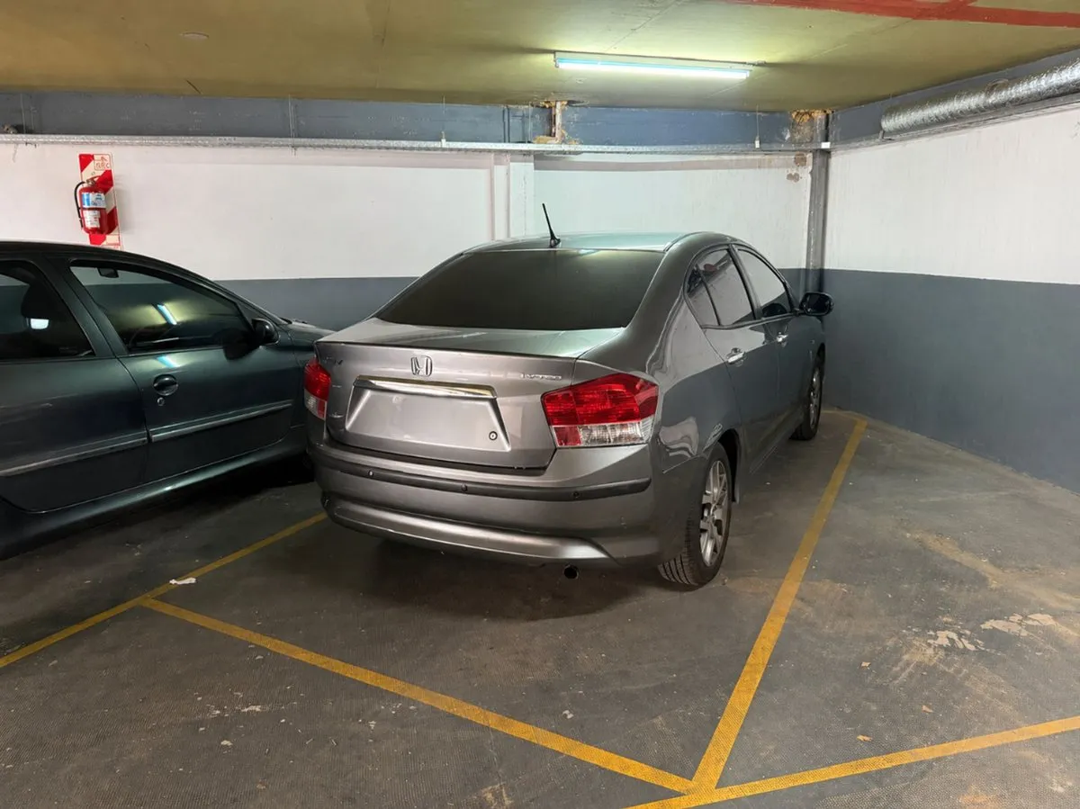 Cochera en Lavoisier 3200