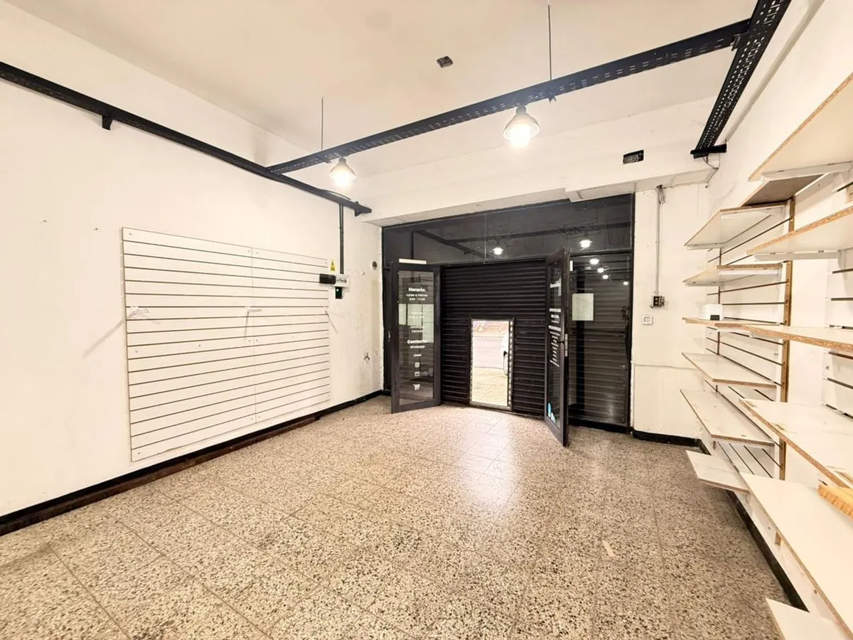 Local Comercial en Avenida 12 de Octubre 2600